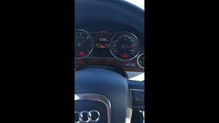 A8D3 3.0 TDI top speed        Максималка...почти(мотоцикл помешал)