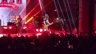 Slash Ft Myles Kennedy - World on Fire - Bogota 2024 (Slash Magnatone)