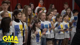 Polish theater transforms into refugee center for Ukrainians l GMA