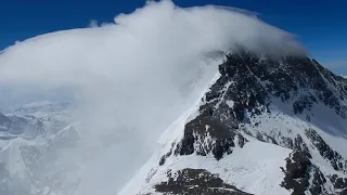 SummitClimb Everest Nepal South Col - The Wind! Strong breezes continued