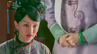 The queen was indifferent to Lian Xin's actions, so Ruyi took the opportunity to bribe her!