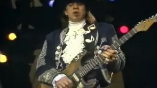 Stevie Ray Vaughan - Live 1984-08-25 - Scuttle Buttin' & Testify