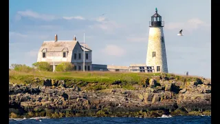 The Beauty & History of Lighthouses