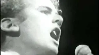 Simon & Garfunkel - The Kraft Music Hall, 1968 - Part 1 (2)