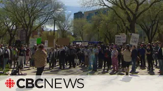 Hundreds protest handling of University of Alberta pro-Palestinian encampment clearing