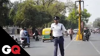 Indore's Moonwalking Cop Is Literally Traffic-Stopping | GQ India