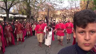 Adrano, gran seguito per la Via Crucis dei ragazzi del ‘Rosario’: nel segno della tradizione