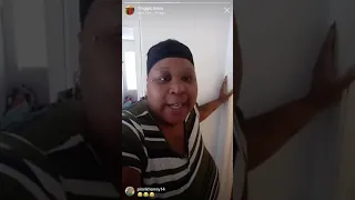 Mom exposes daughters on Instagram live !