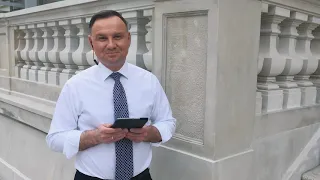 Andrzej Duda #Hot16Challenge2