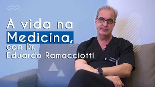 Guia de Profissões | A vida na medicina, com Dr. Eduardo Ramacciotti - Brasil Escola