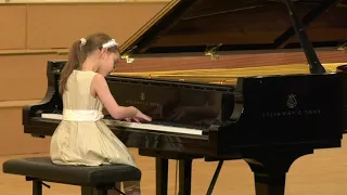 Гала концерт победителей второго международного конкурса Рахманинова, 1 премия, Катя Лакеева, 6 лет.