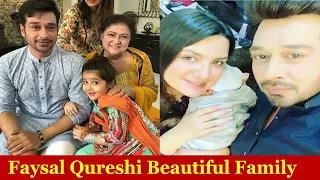 Faysal Qureshi with his Family