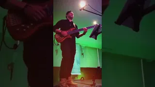 🕺🏽Bailando | Su presencia worship #bassplayer #bass #godisgood