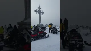 На Крест в Шерегеше на снегоходах за рулем! whatsapp +79134333303