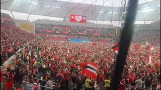 Leverkusen ist Meister - Y Viva España auf Xabi Alonso