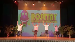 Colombia de ENCANTO. Cuerpo de baile acrodance, Evento ENCANTADOS de Rosetny eventos.