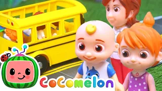 JJ's Wheels on the Bus Song | Toy Play Learning Video | CoComelon Nursery Rhymes & Kids Songs