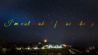 #SomethingJustLikeThis The Chainsmokers & Coldplay - Something Just Like This (Lyric)