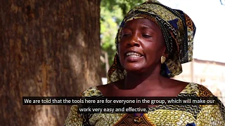 Distribution of garden tools and fertilizer | IMVF | Tekki-Fii - Make it in The Gambia