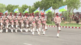 27 juin: Défilé des troupes à pied