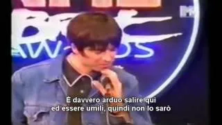 Noel Gallagher insults everyone "Siete delle merde" at NME Brat Awards 1996