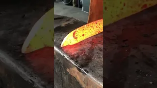 forging a twist damascus folding knife