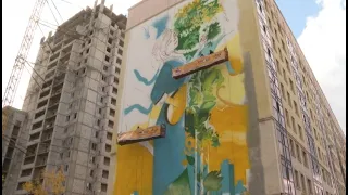 Более 30 муралов украсят столичные многоэтажки
