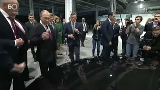 Путин закрыл первый в России завод Mercedes-Benz