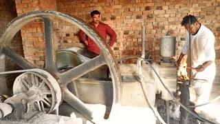 Ruston Hornsby diesel engine old desi amazing starting up || Ata chakki machine