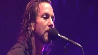 Pearl Jam - Elderly Woman Behind the Counter in a Small Town (Live 2007)