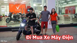 Đi Mua Xe Máy Điện VinFast Impes Tại VinFast Thanh Tâm Sơn Tây - Món Quà Cho Đại Nghĩa Vào Lớp 10