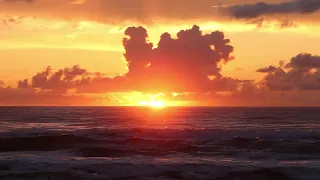 Beautiful Sunsets on Beach, Soothing Meditation Sounds | Natural Waves Sounds - 20 minutes 4K Video