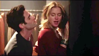 You (Netflix) Kissing Scene - Joe & Beck | Penn Badgley Elizabeth Lail