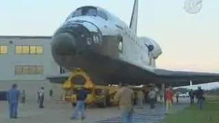 STS-122: Atlantis Roll to the VAB(Vehicle Assembly Building)