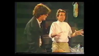 Charly García con Badía en Imágen de radio (1990)