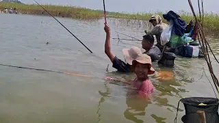 MAAF TIDAK UPLOAD KONTEN KARENA SEHARI SEMALAM FUL MANCING.....