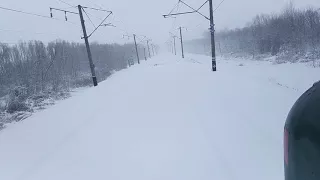 Электровоз ездящий по снегу (нано разработки Украинских учёных)