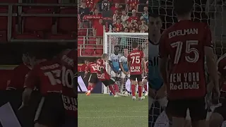 EMIL FORSBERG FREE KICK GOLAZO 🎯 | RBNY 1-0 CHA | #shorts #goal #mls