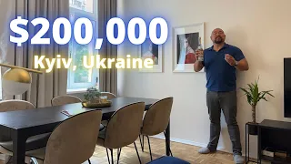 Kyiv Home Tour: Remodeled 100 Year Old Flat in Ukraine. 🇺🇦