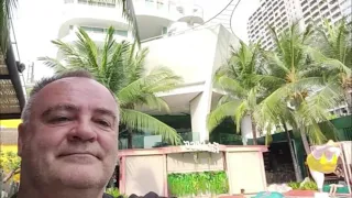 ROYAL CRUISE HOTEL IN PATTAYA: THIS PLACE IS AMAZING