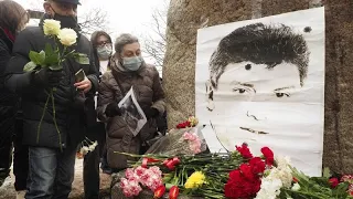 Thousands mark sixth anniversary of slain Kremlin critic Boris Nemtsov