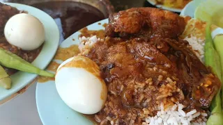 Nasi Kandar Merlin yang sangat Popular di Georgetown