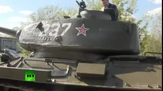 Video  WWII tank reconstructed by enthusiasts in Lugansk, Ukraine