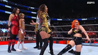 Raquel Rodriguez & Aliyah Vs Toxic Attraction - WWE SmackDown Español Latino: 09/09/2022