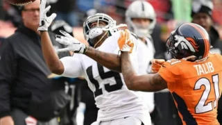 Aqib Talib SNATCHES Chain Off Of Michael Crabtree And Jokes About It