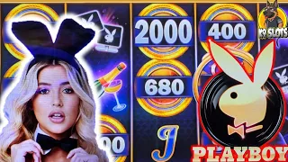 💥 Doble La Diversión Jugando 2 Máquinas en el casino de Playboy Cash Wheel slot machine