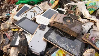 Restoration old  broken touch phone || found a lot of old touch phones in the trash