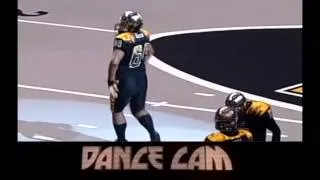 LA KISS dancing linebacker strikes again on the Dance Cam!