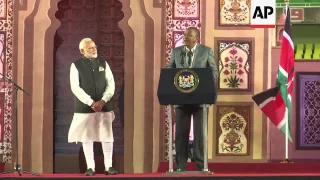 Modi, Kenyatta in stadium address in Nairobi
