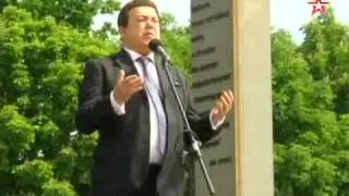 Кобзон назвал «палачами Донбасса» Порошенко и Яценюка